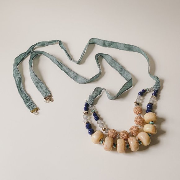 Ann Taylor Factory Boho Chunky Beige Tan Beaded Pastel Teal Ribbon Tie Necklace - Picture 3 of 12